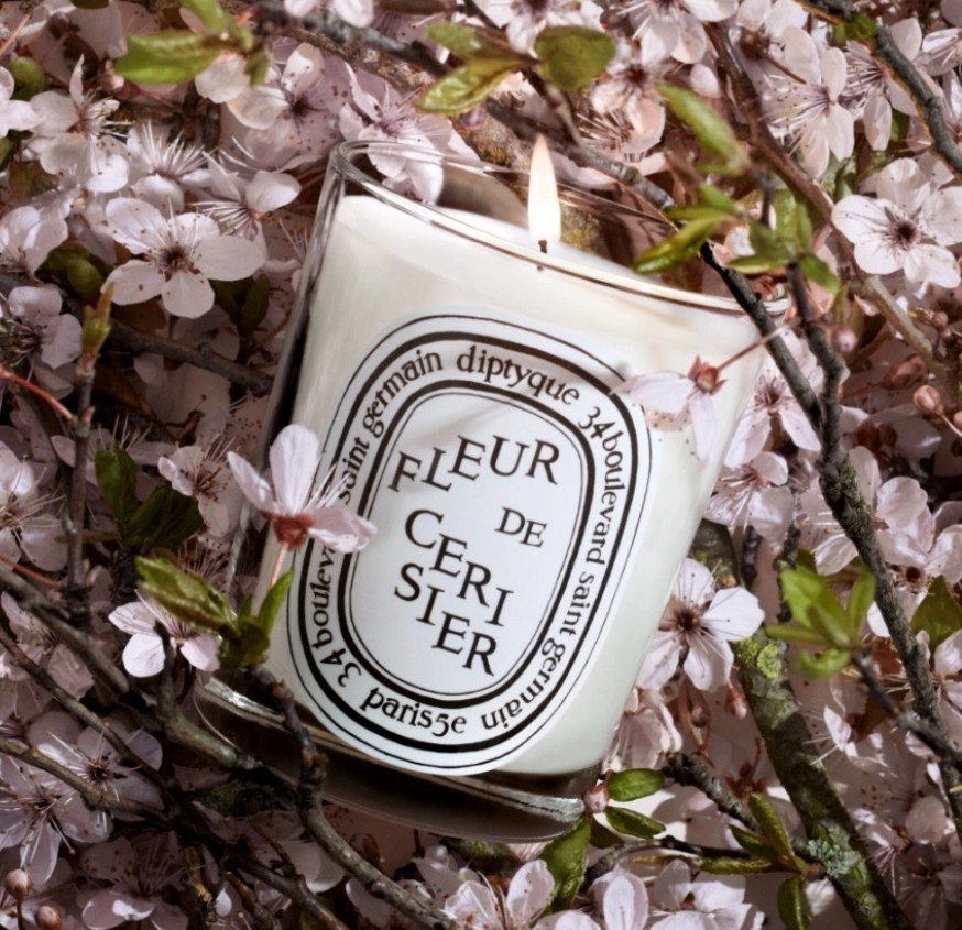 Diptyque Fleur de Cerisier (Cherry Blossom) Classic Candle Diptyque Fleur de Cerisier (Cherry Blossom) Classic Candle