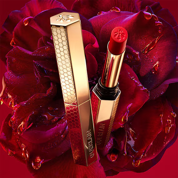 GUERLAIN Kiss Kiss Blur Matte Long-Wearing Lipstick GUERLAIN Kiss Kiss Blur Matte Long-Wearing Lipstick
