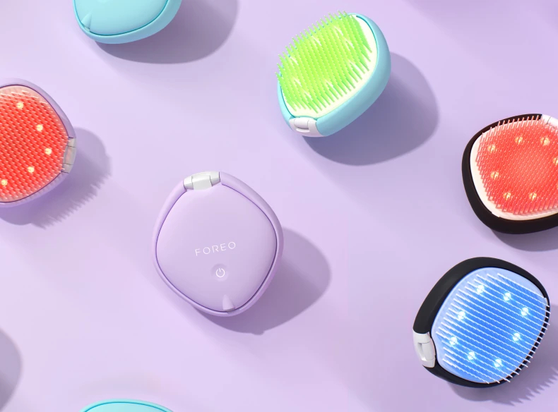FOREO FLIP Play Advanced LED Light Hairbrush FOREO FLIP Play Advanced LED Light Hairbrush