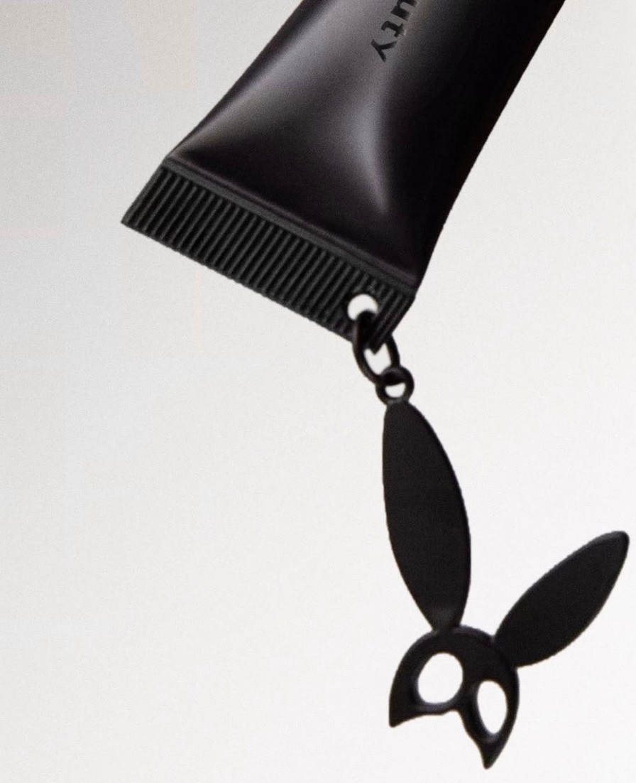 r.e.m. beauty has teased a new launch for the 10th anniversary of the Dangerous Woman album r.e.m. beauty has teased a new launch for the 10th anniversary of the Dangerous Woman album