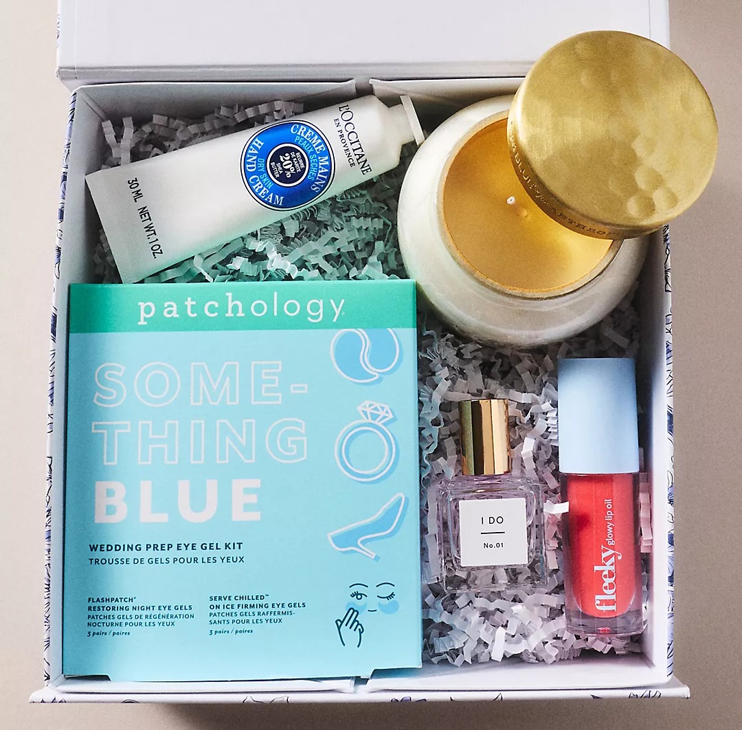Anthropologie Weddings Here Comes the Bride Gift Box Anthropologie Weddings Here Comes the Bride Gift Box