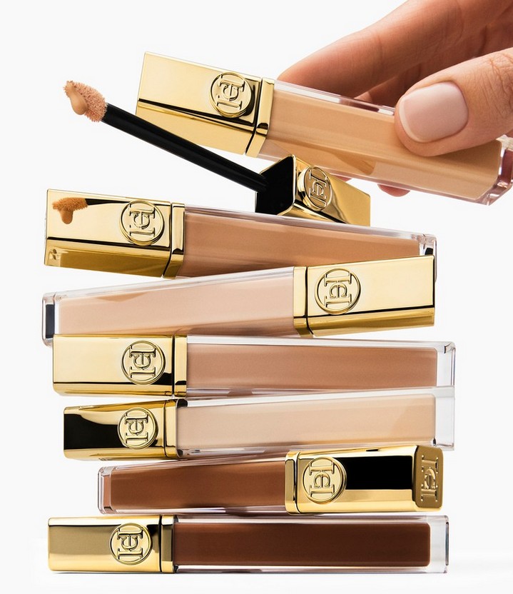 Carolina Herrera Nude Couture Triple Moisture Brightener Carolina Herrera Nude Couture Triple Moisture Brightener