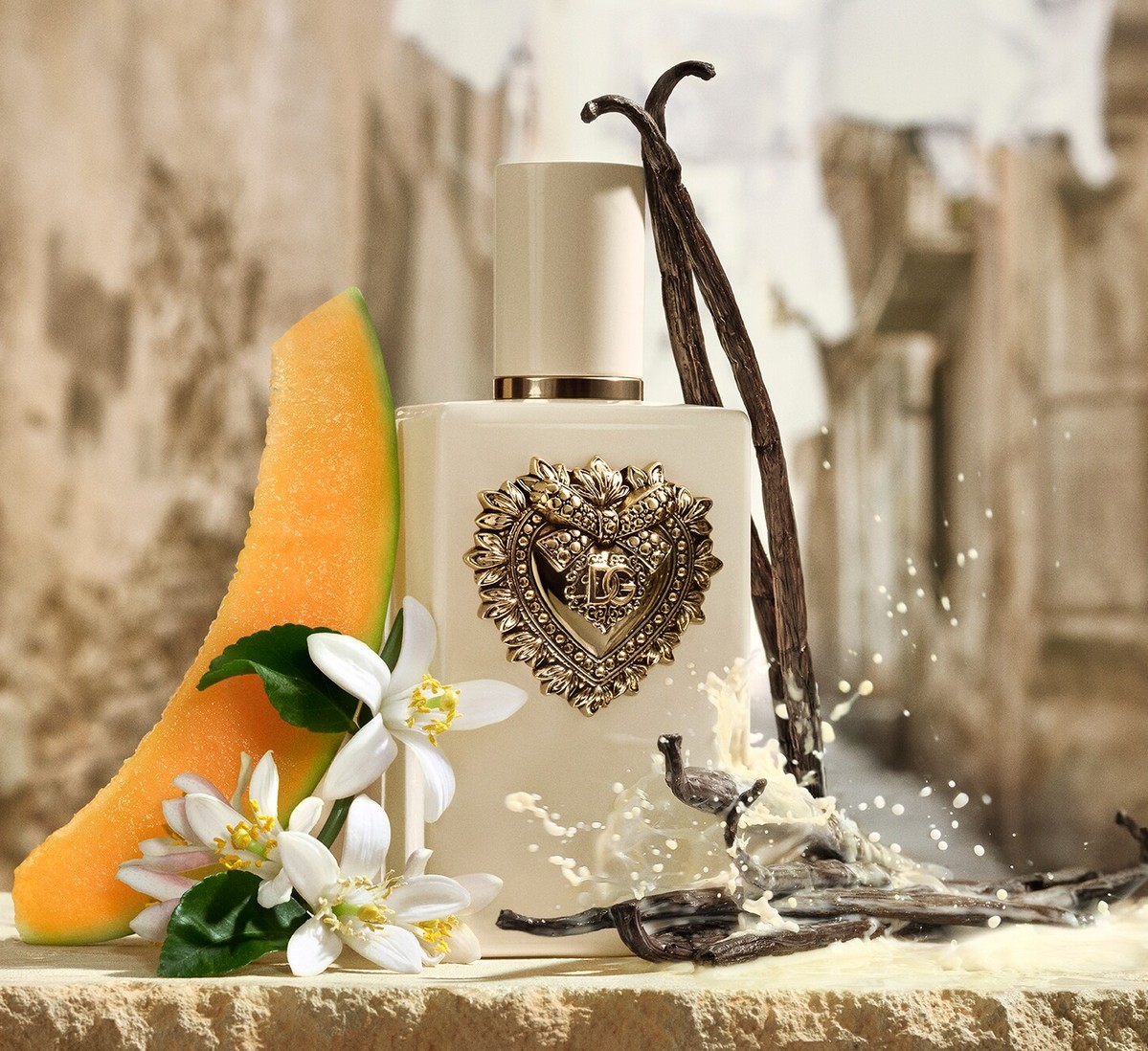Dolce and Gabbana Your Devotion Eau de Parfum Intense Dolce and Gabbana Your Devotion Eau de Parfum Intense