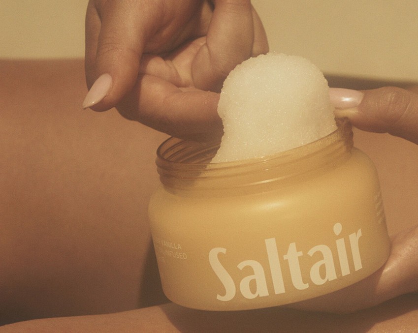 Saltair Coral Coast Vitamin C Oil-Infused Body Scrub Saltair Coral Coast Vitamin C Oil-Infused Body Scrub