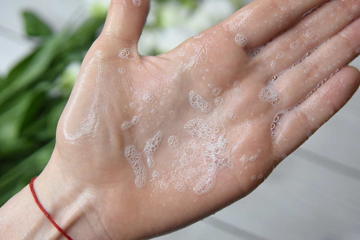 Sunday Riley Salicylic Acid Cleanser Review Sunday Riley Salicylic Acid Cleanser Review