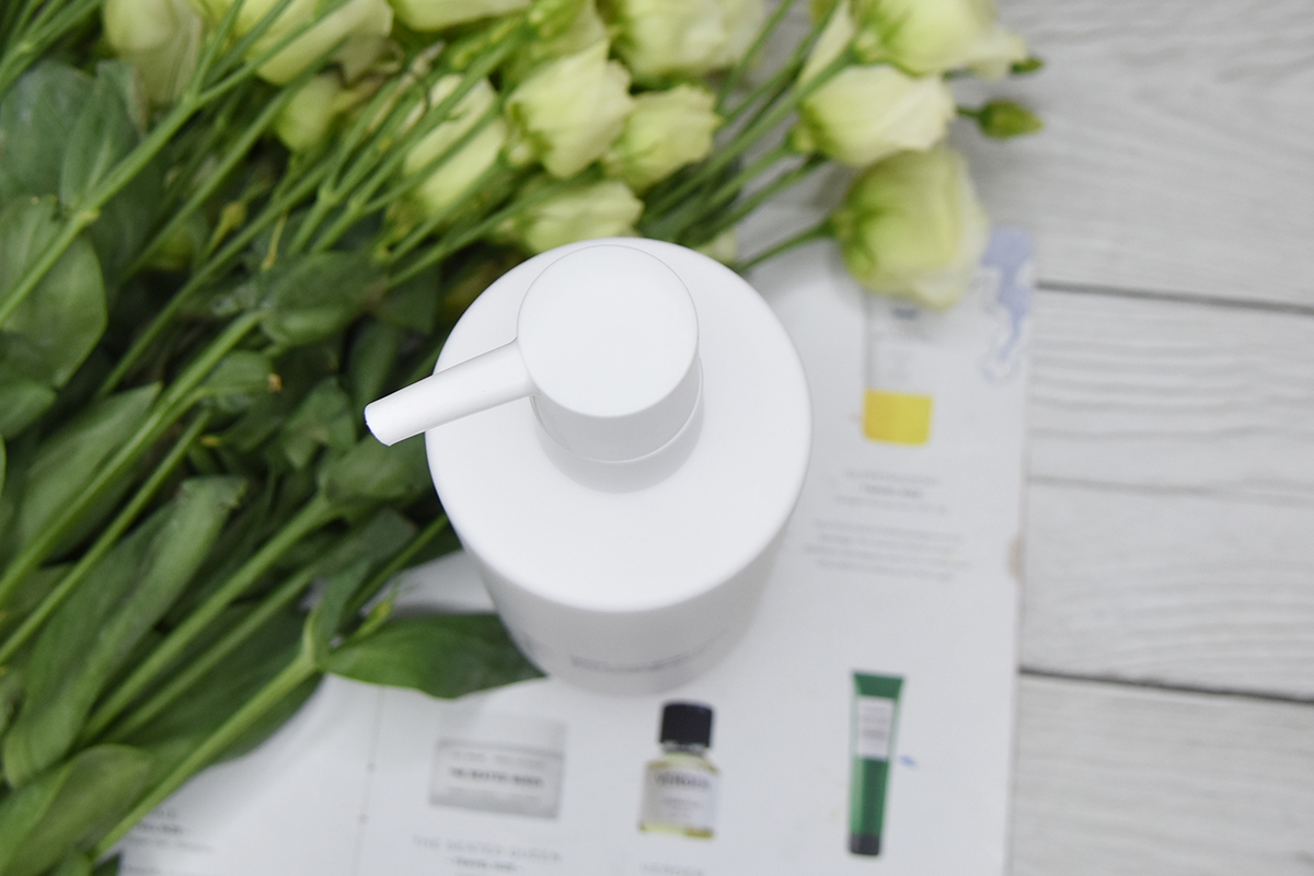 LOoPHA Hand Body Water Cream Review LOoPHA Hand Body Water Cream Review