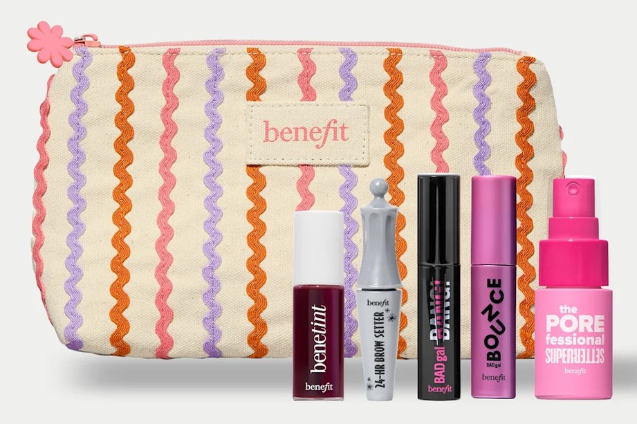 Benefit Mascara Brow Cheek & Setting Spray with Makeup Bag at Marks & Spencer Benefit Mascara Brow Cheek & Setting Spray with Makeup Bag at Marks & Spencer