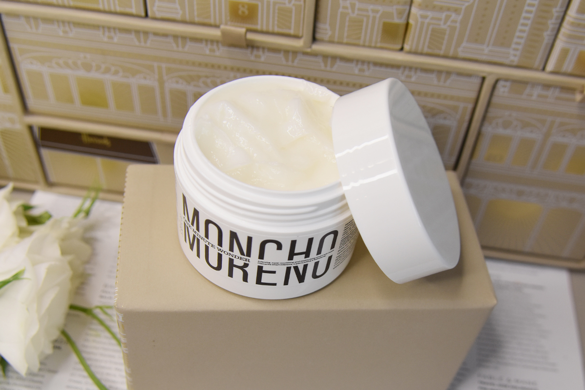MONCHO MORENO One Minute Wonder Hair Mask MONCHO MORENO One Minute Wonder Hair Mask