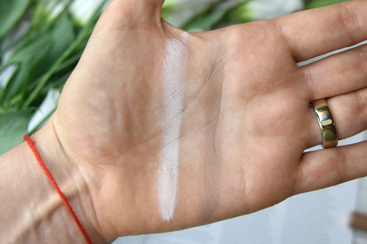 PATRICK TA Major Sculpt Shape & Shade Anywhere Artistry Stick in Spotlight and Structure Swatches PATRICK TA Major Sculpt Shape & Shade Anywhere Artistry Stick in Spotlight and Structure Swatches