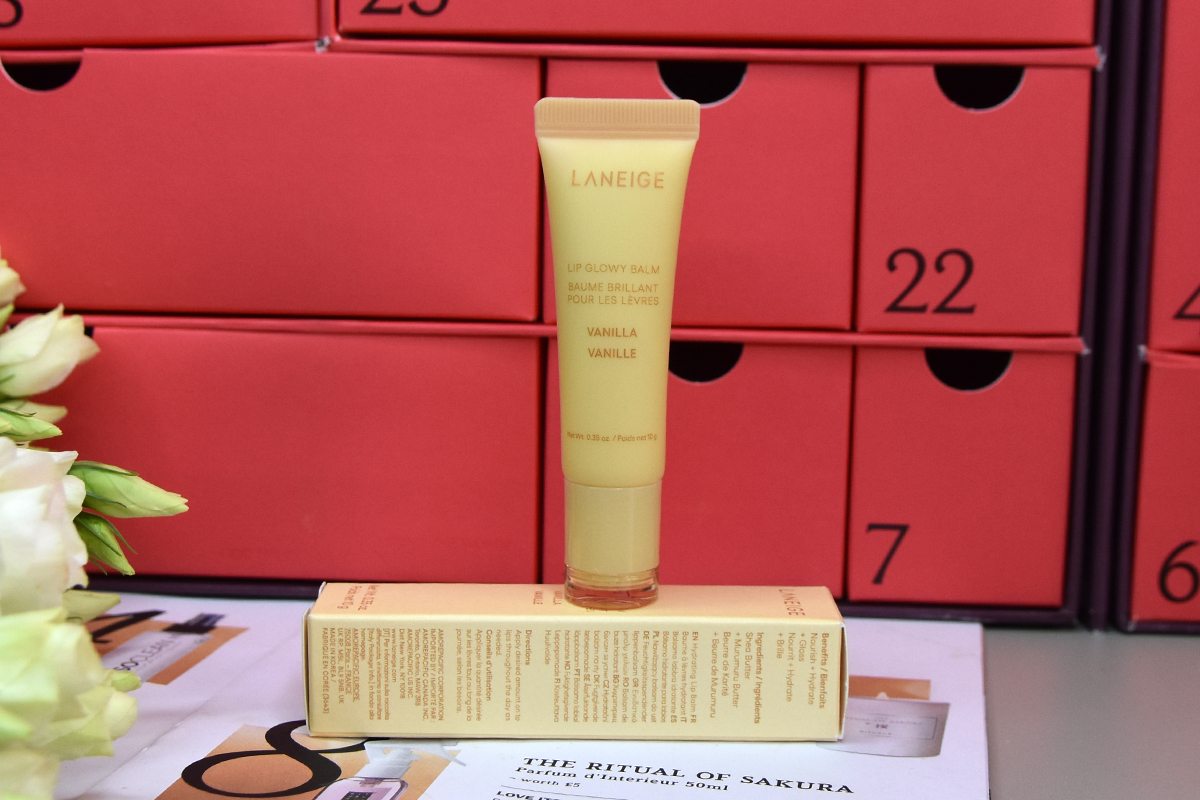 LANEIGE Lip Glowy Balm in Vanilla LANEIGE Lip Glowy Balm in Vanilla