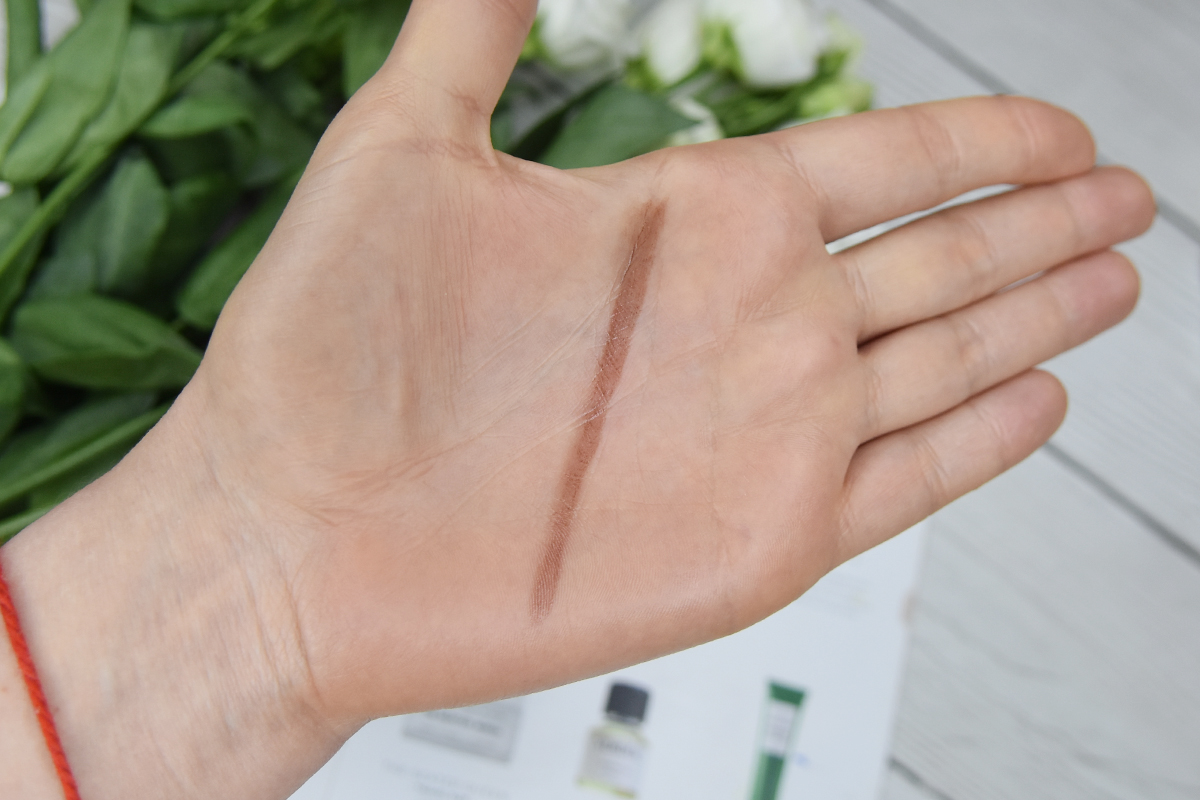 MERIT BEAUTY Signature Lip Sheer Lip Liner review MERIT BEAUTY Signature Lip Sheer Lip Liner review