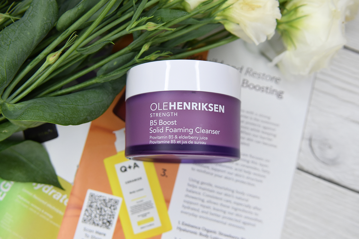 Ole Henriksen B5 Boost Hydrating Solid Foaming Gentle Cleanser Ole Henriksen B5 Boost Hydrating Solid Foaming Gentle Cleanser