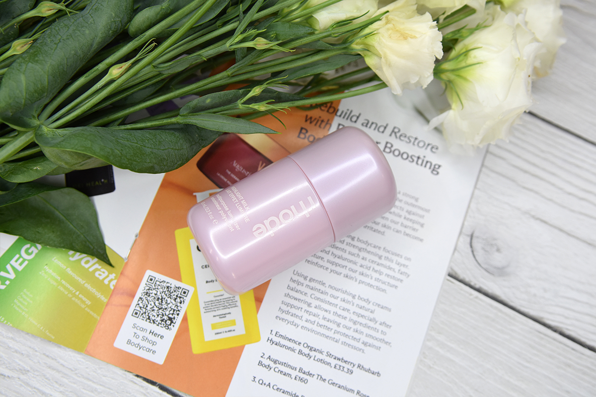 rhode Highlight Milk in Pearly Pink rhode Highlight Milk in Pearly Pink