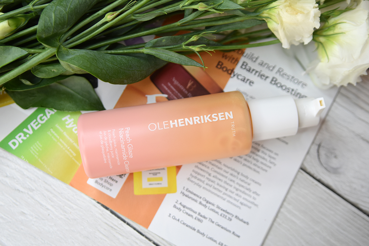 Ole Henriksen Peach Glaze Glow 2% Niacinamide Cleanser Ole Henriksen Peach Glaze Glow 2% Niacinamide Cleanser
