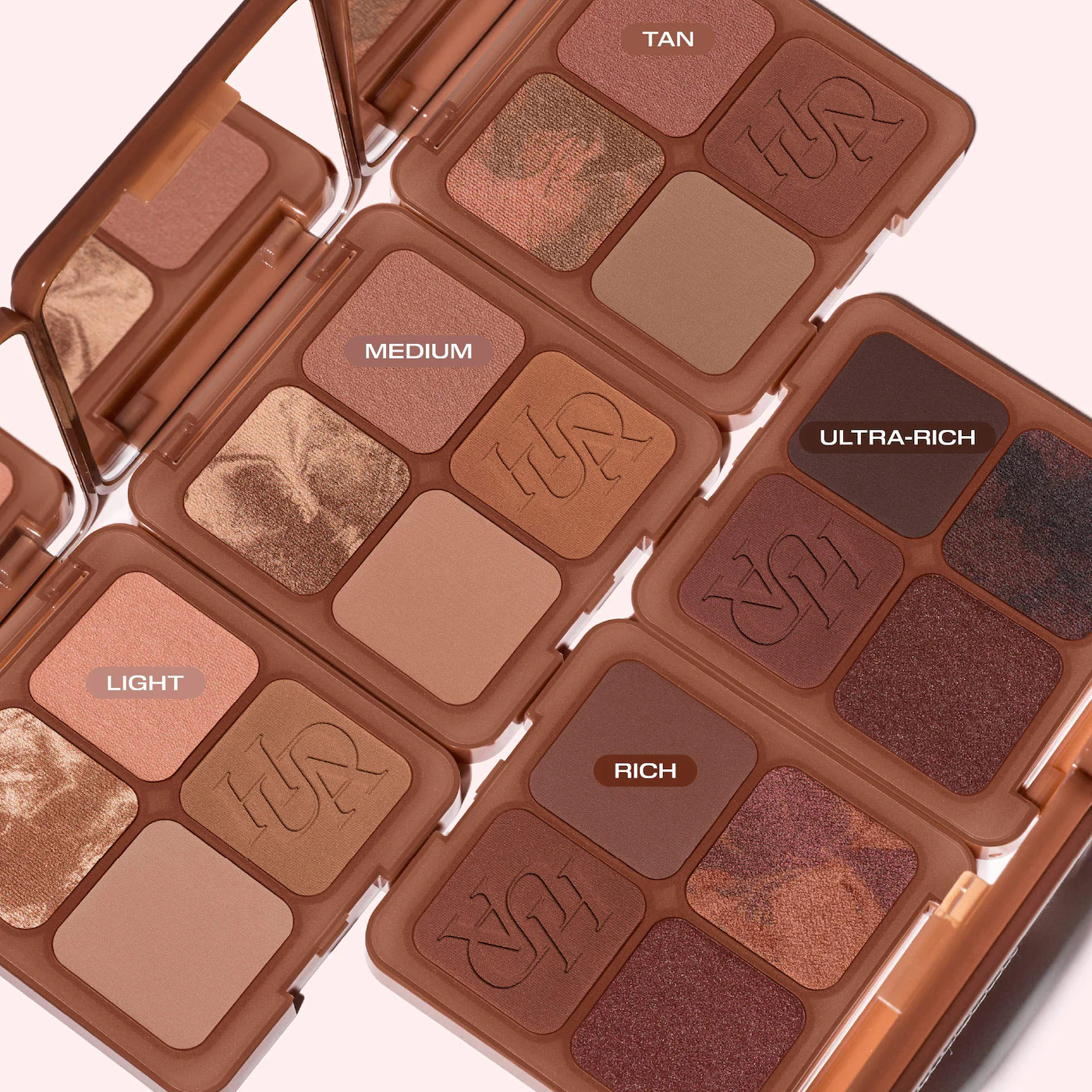 HUDA BEAUTY Bronze Filter Bronzer and Contour Palette HUDA BEAUTY Bronze Filter Bronzer and Contour Palette