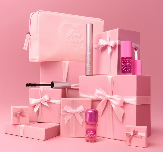 Too Faced Makeup Must-Haves Limited Edition Set 2026 Too Faced Makeup Must-Haves Limited Edition Set 2026