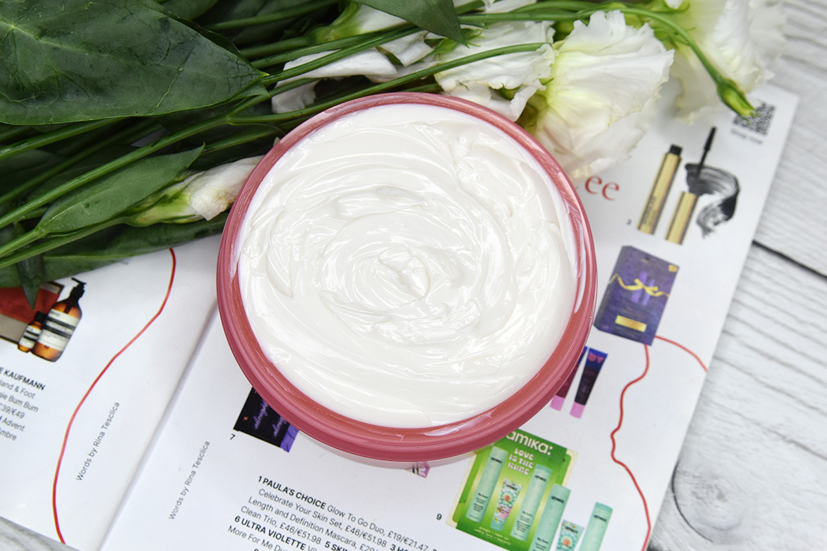Fenty Skin Butta Drop Body Cream in Guava Getaway Review Fenty Skin Butta Drop Body Cream in Guava Getaway Review
